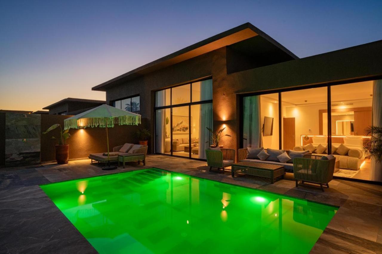 Villa con Piscina Privata